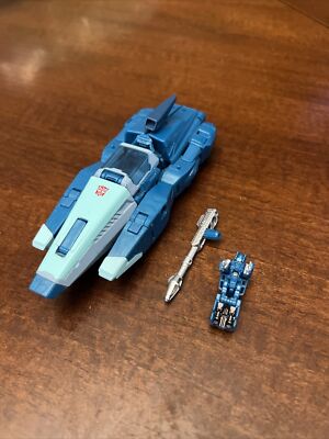 Transformers Generations Titans Return Deluxe Class Blurr Complete T5