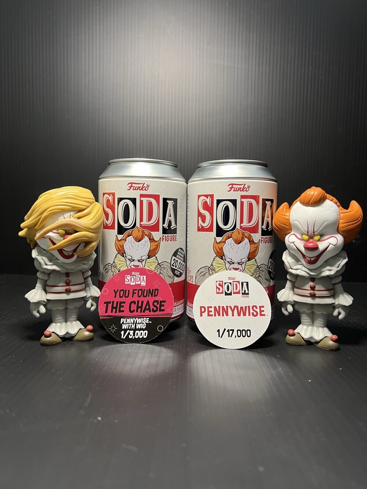 Funko Soda HORROR RARE Pennywise Wig CHASE 1/3000 & COMMON 1 Funko Soda HORROR RARE Pennywise Wig CHASE 1/3000 & COMMON 1