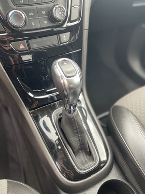 image 12 of interior