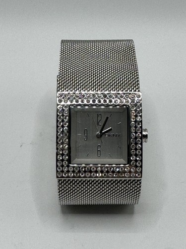 DKNY新品３点ポーチ DKNY GIA Box Set 3 PC NEW | eBay