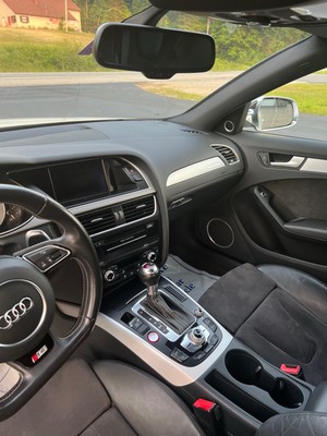 image 23 of interior