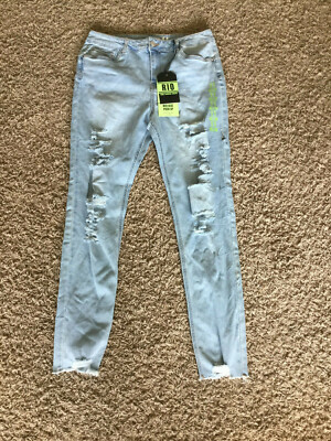 Women's REFUGE Denim Distressed Jeans Mid Rise Push up SIZE 11