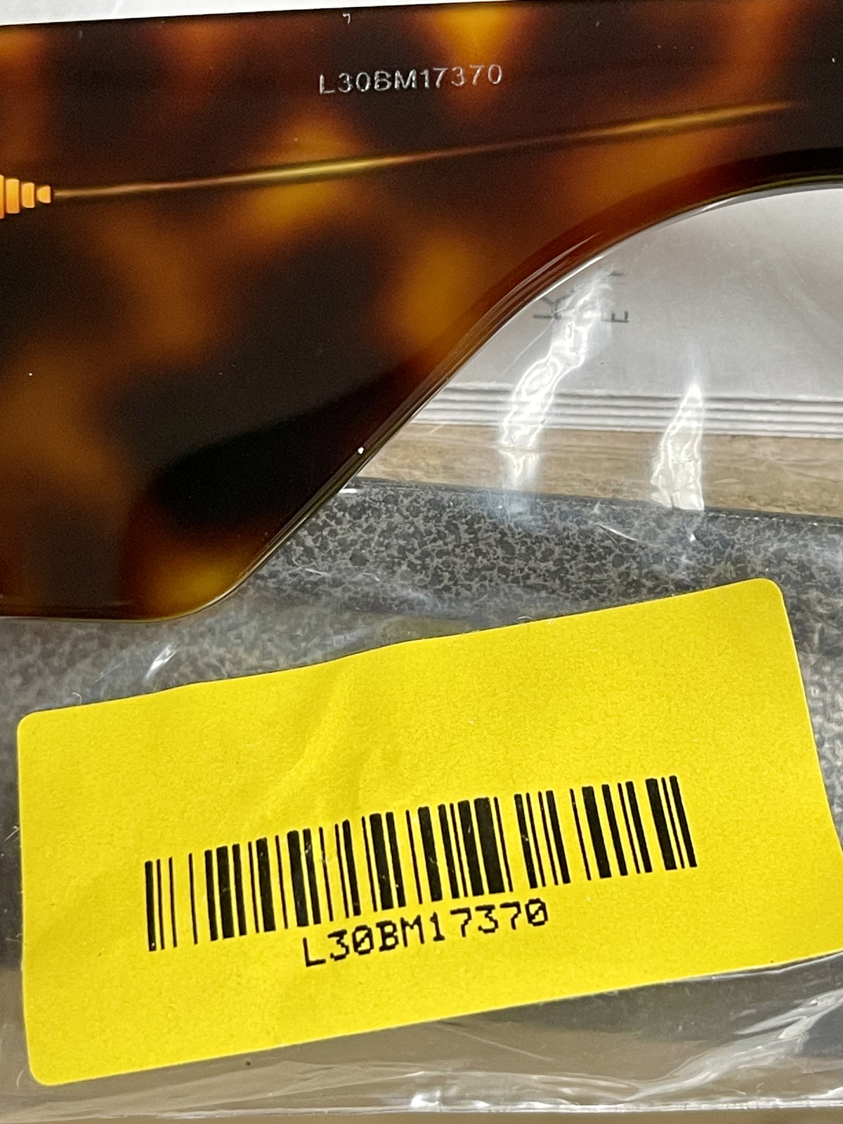 Pre-owned Saint Laurent Ysl Sl654 003 Brown Unisex Chunky Bold Logo Rectangle Sunglass 654 In Gray