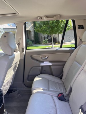 image 3 of interior