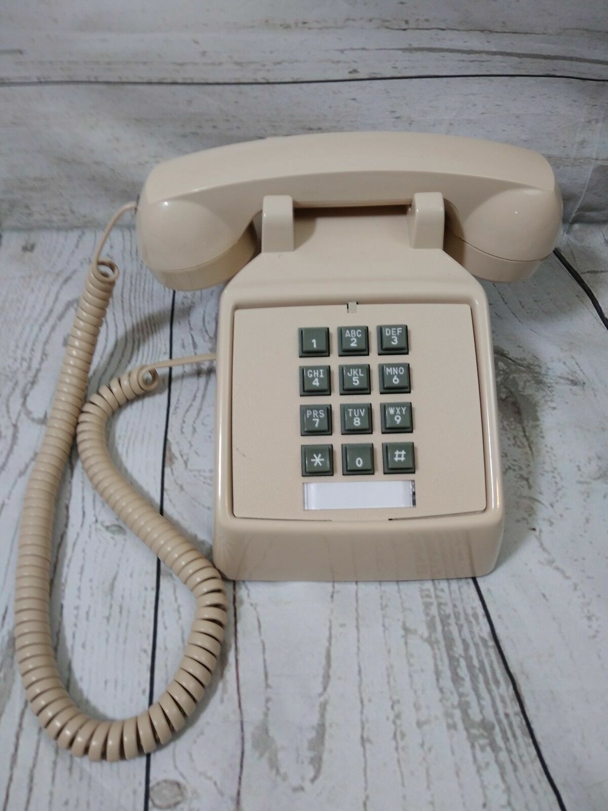 Pristine Cortelco 250000-VBA-20MD Standard Desk Telephone Black vintage rare