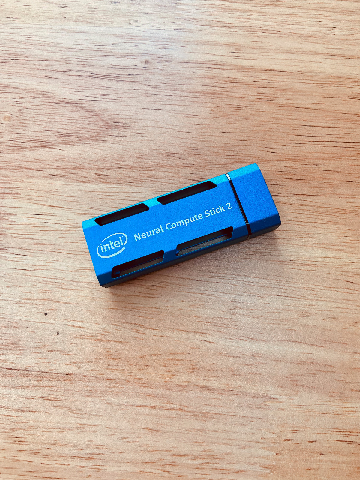 ミニPC Intel Neural Compute Stick 2 ミニPC Intel Neural Compute Stick 2 Amazon.com: Intel Neural