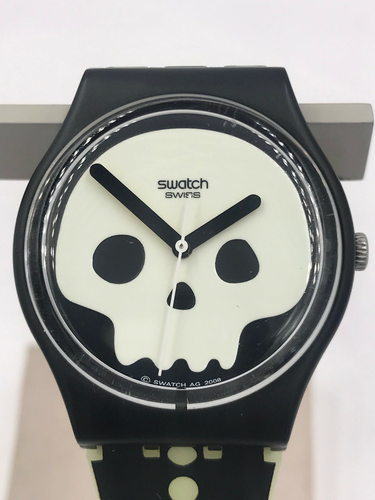 swatch 007 danjaq