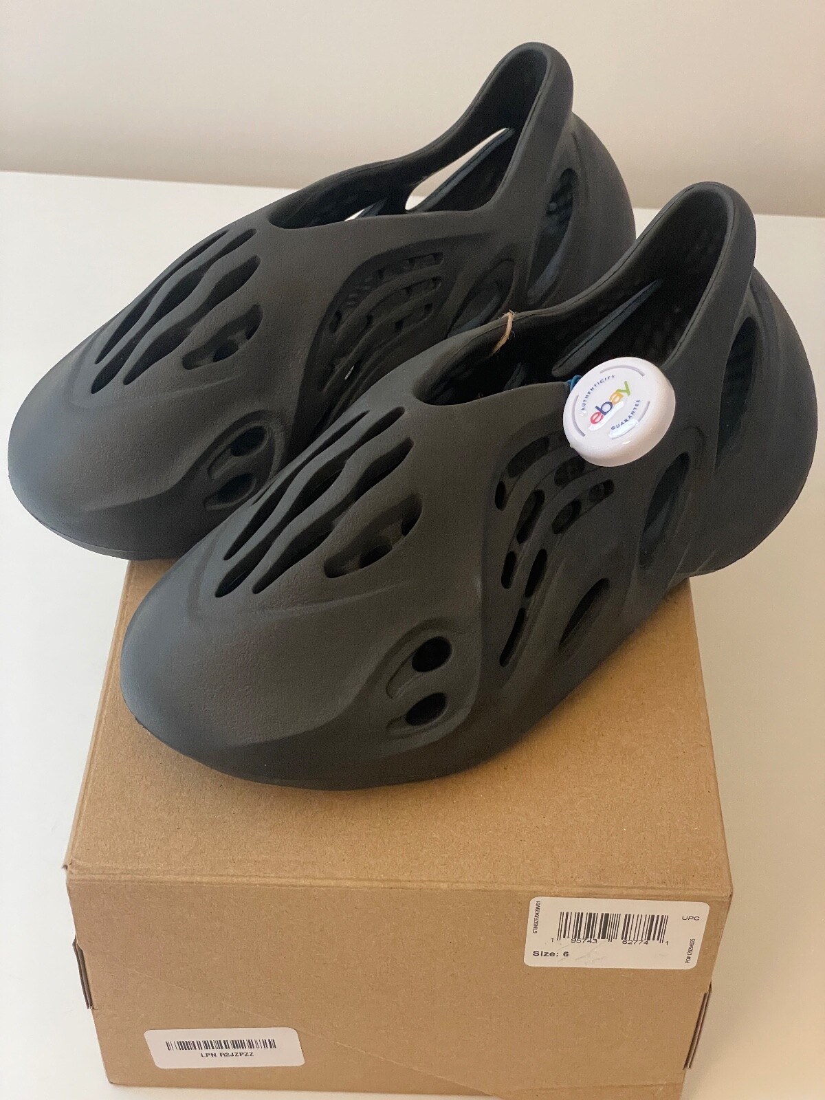 size 6 - adidas Yeezy Foam Runner onyx HP8739 | eBay size 6 - adidas Yeezy Foam Runner onyx HP8739 | eBay