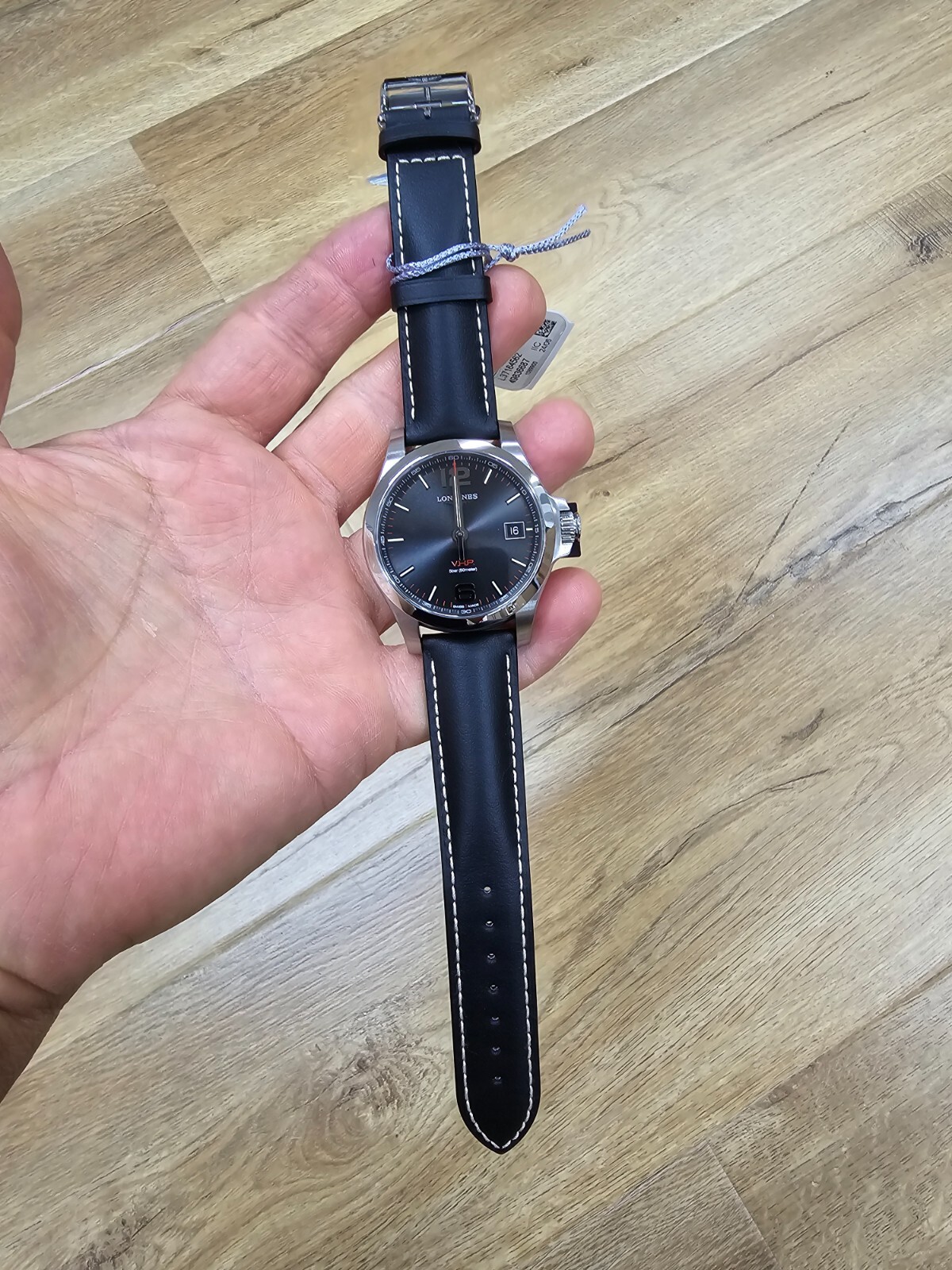 Pre-owned Longines Conquest 41 Mm Quartz Mens Watch L3.716.4.56.2 - With Tag