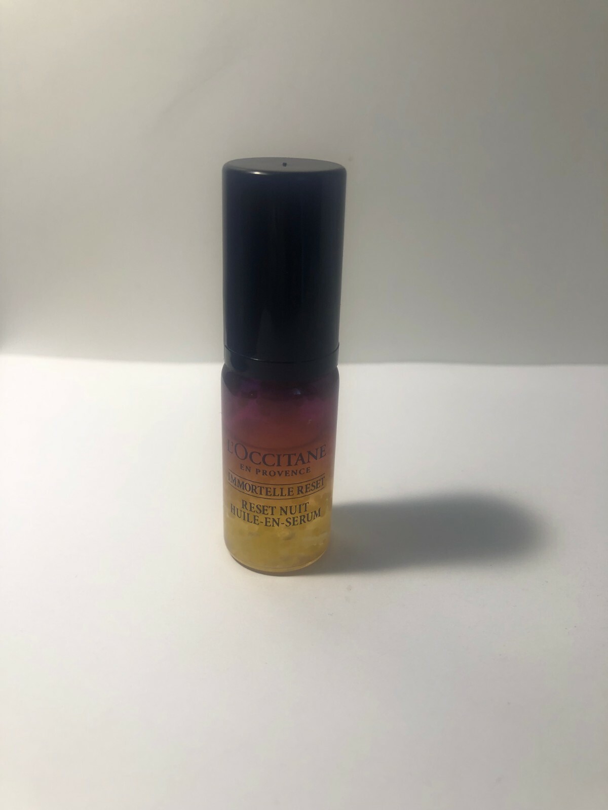 Reset nuit huile. Сыворотка loccitane reset nuit.