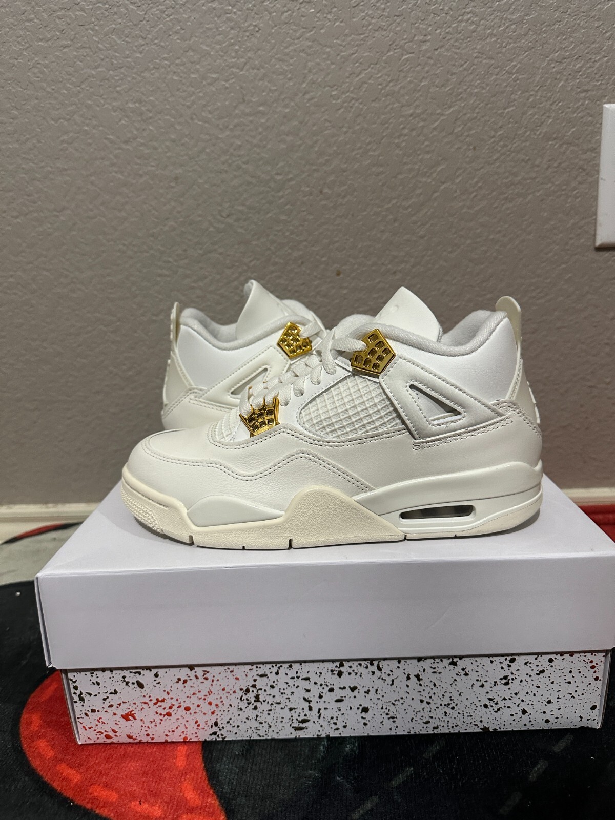 シューズ(男性用) AIR JORDAN 4 RETRO #170SAIL/MGOLD Air Jordan 4 Retro Metallic Gold AQ9129-170 | eBay