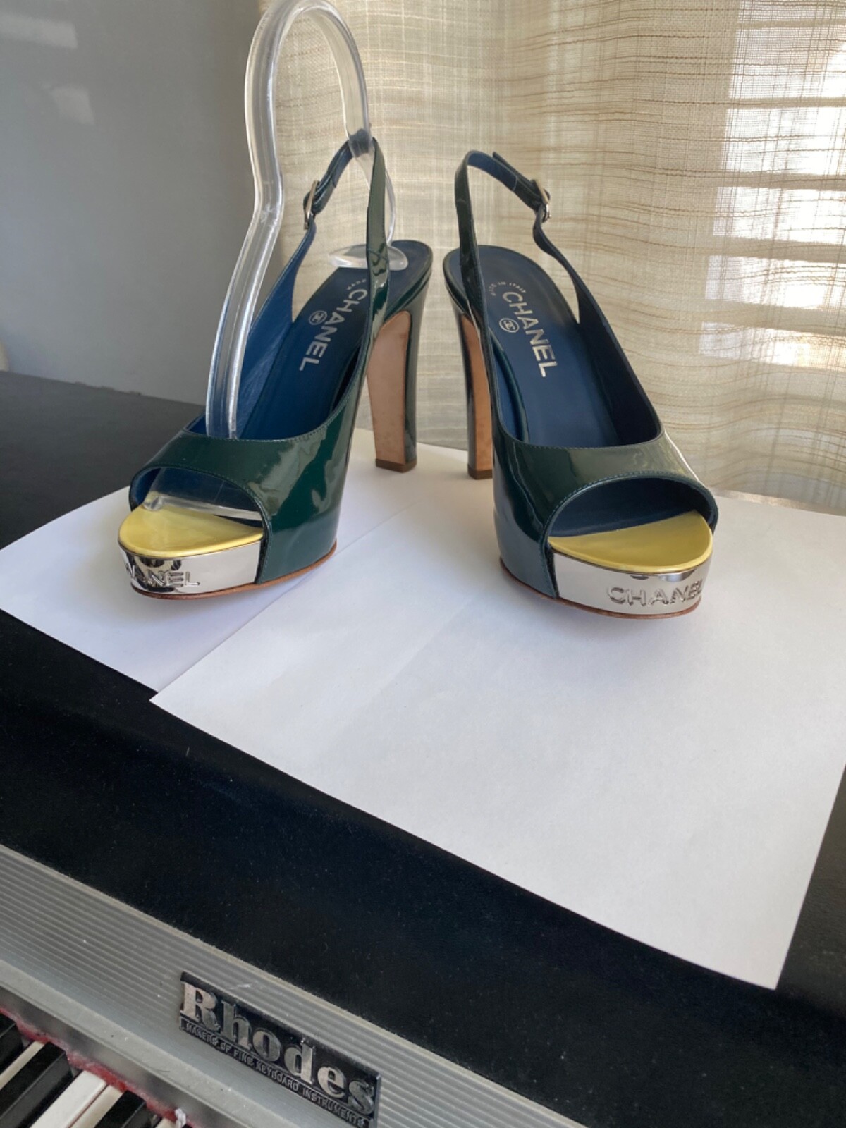 CHANEL ブラック フラットサンダル　【ビンテージ品］サイズ39 CHANEL シャネル フラットサンダル ツイード レザー ブラック