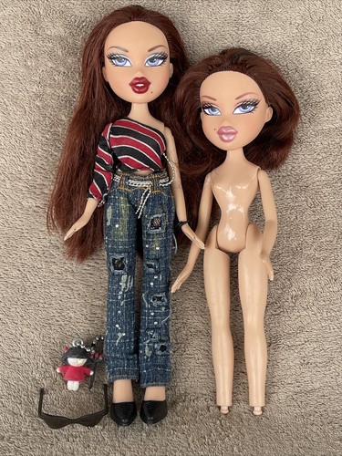 Twin Bratz 美容家電 ピンク New Bratz SLEEPOVER SPA & HAIR STUDIO Salon Yasmin Doll