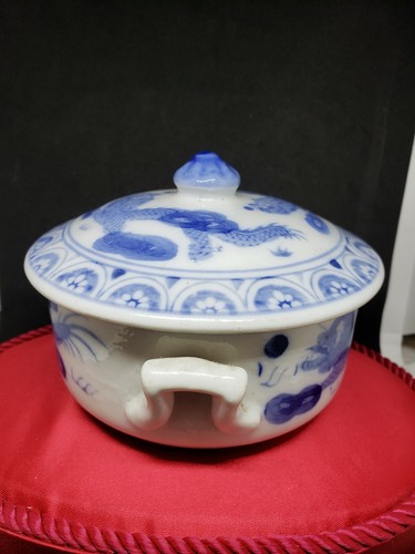Antique Chinese Bowl With Lid Blue & White