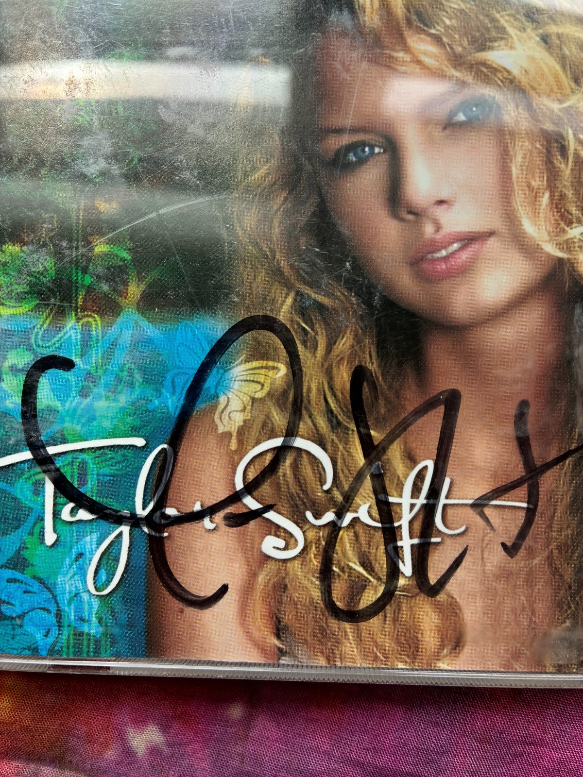 Taylor Swift Signed Autograph Debut Self-Titled CD Album Booklet