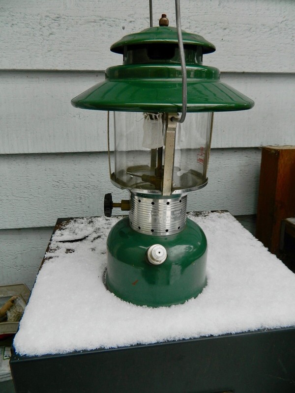 Vintage Coleman Big Hat Lantern Model 228-F Jan 1973 | eBay Vintage Coleman Big Hat Lantern Model 228-F Jan 1973 | eBay