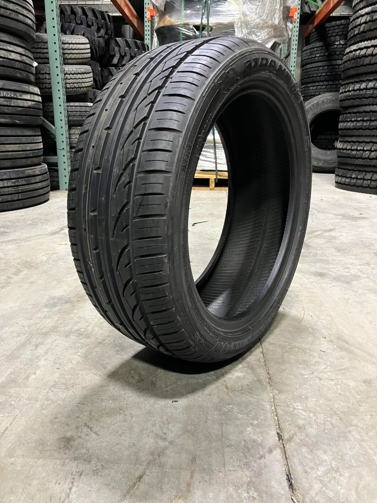 JUST ONE - NEW Tire 215/45R17 Rydanz Roadster RO2 215 45 17