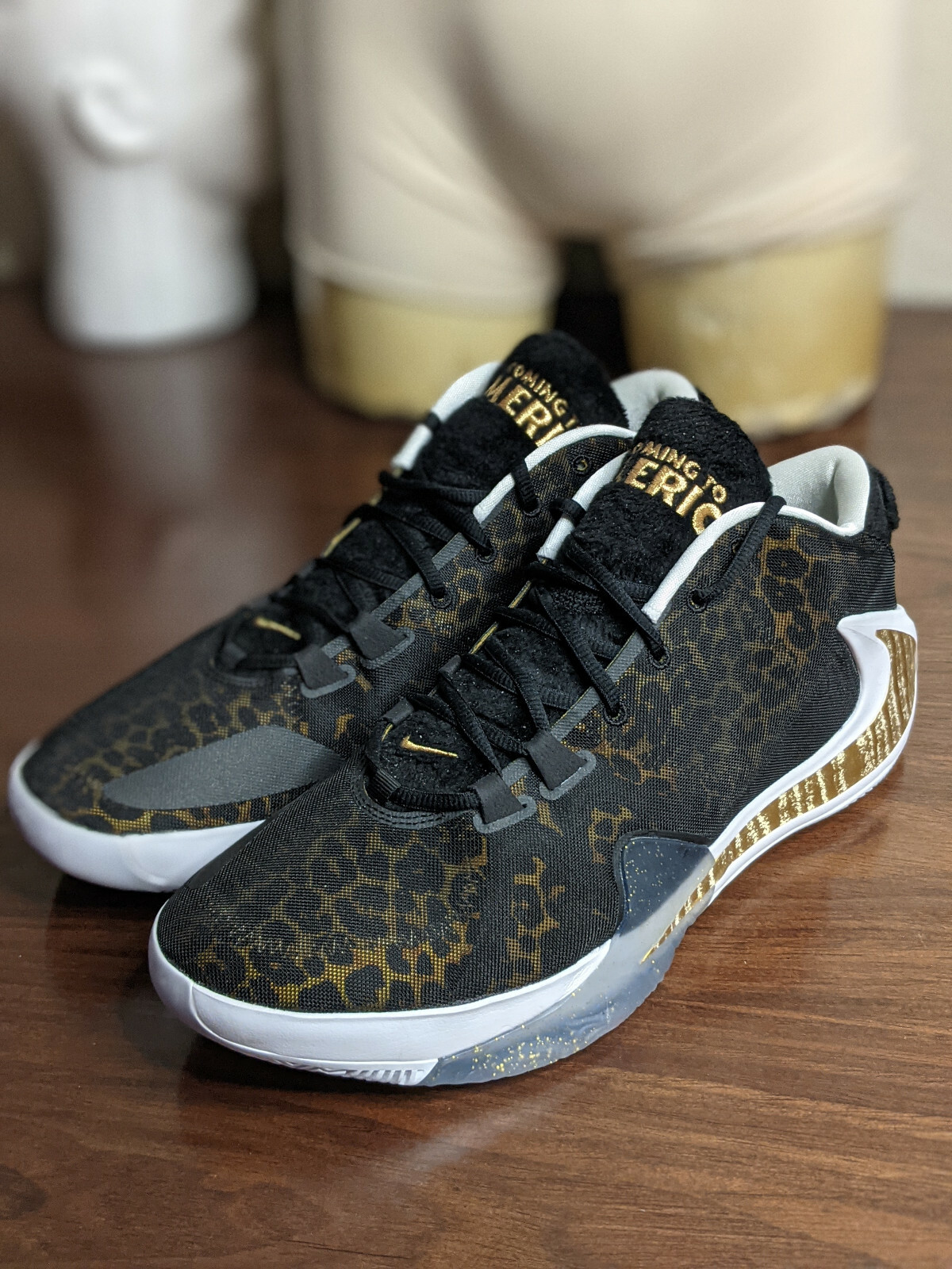 giannis antetokounmpo air force 1