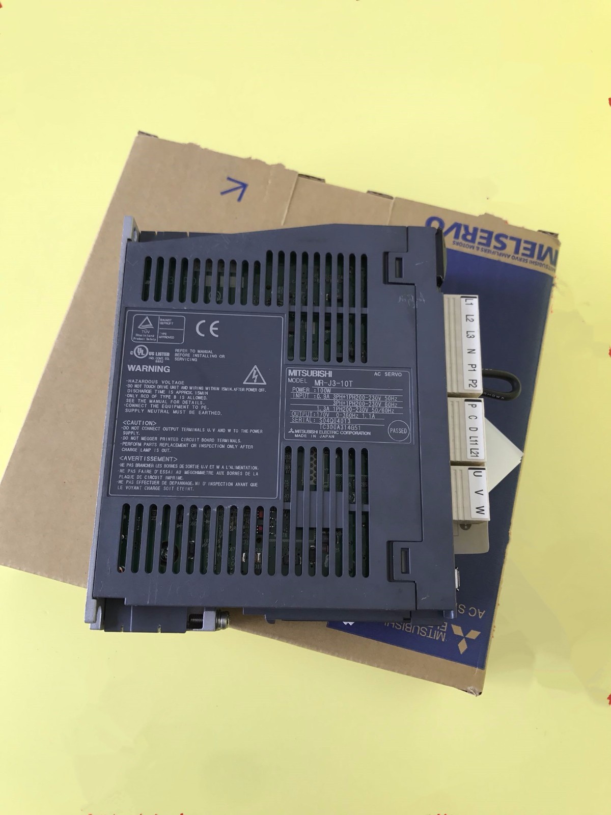 三菱ユニット 1PC MITSUBISHI AC SERVO DRIVER MR-J3-10T NEW ORIGINAL FREE