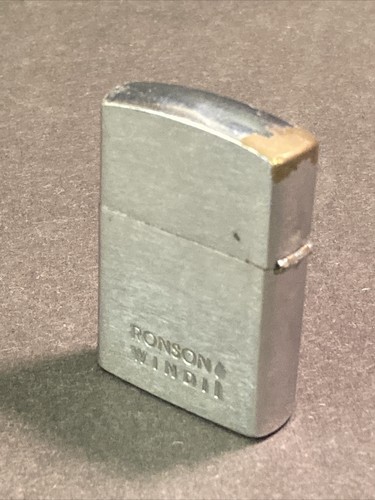 ★超希少★RONSON TYHOON Since 1961 The LOCK Ronson Typhoon Flip Top Gold Tone Lighter British Empire
