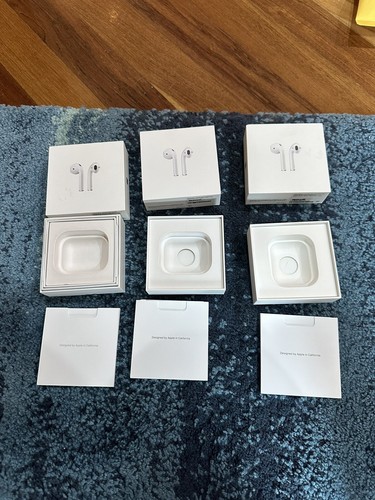 AirPods本体 ホワイト 5ピースセット Apple AirPods 3rd Generation Wireless Earbuds, Bluetooth
