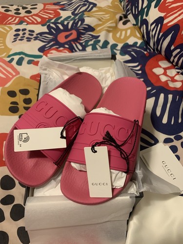 Gucci Womens 'Fuchsia' Logo Slide Sz EU 36 | US 6 SKU 525140 Gucci Womens 'Fuchsia' Logo Slide Sz EU 36 | US 6 SKU 525140