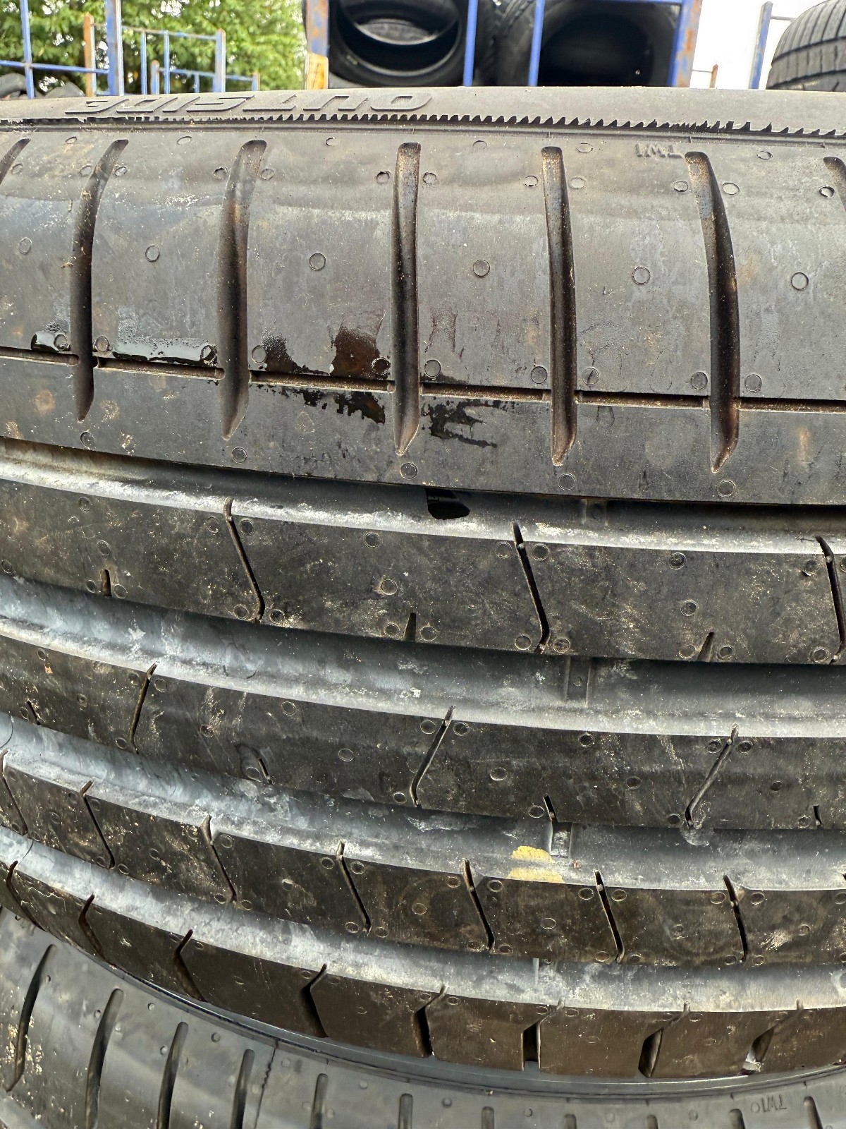 New 235 50 19 Pirelli, P Zero, VOL, PNCS, 103V, x1 Tyre (F1_tyres) YD147