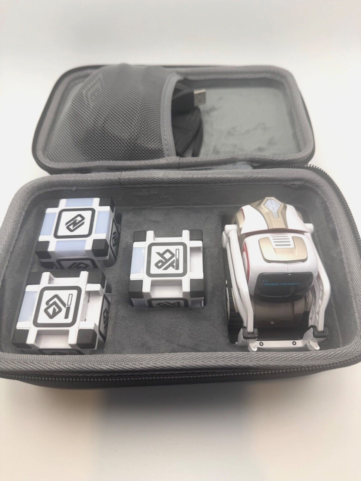 Anki Cozmo Robot in Case: New Batteries in Robot + 3 Cubes