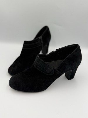 Clarks Artisan Suede Heel Loafer Bootie Women's Size 9.5M Black Side Zip Comfort