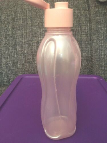 New Tupperware 36 oz water bottle
