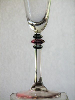 Pretty Irridescent Amethyst/Green 8 3/4