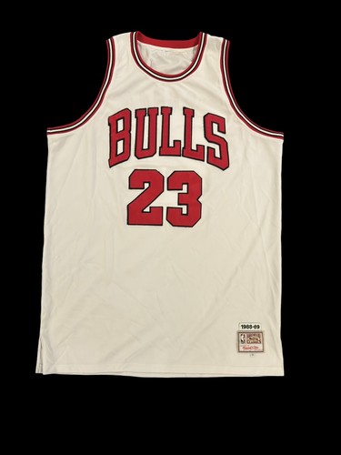 Mitchell& Ness Chicago Bulls 1988-89 Michael Jordan Jersey