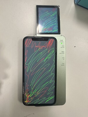 Lot of 4 Pcs iPhone 11 Oem (((Screen Crack )))Fully Functional