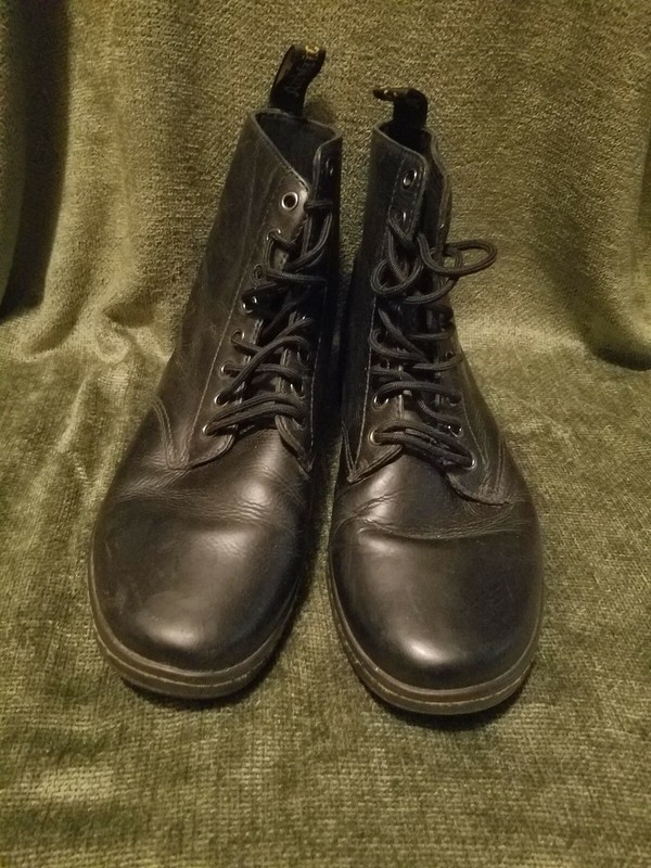 dr martens tobias black