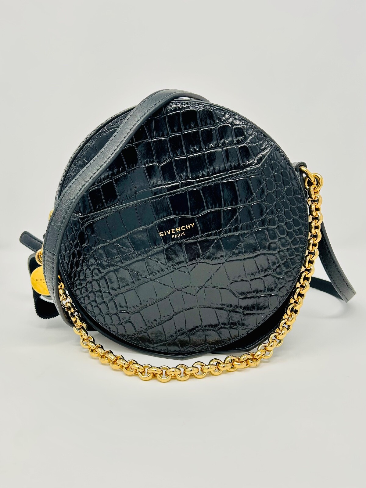NWOT Givenchy Eden croc embossed round crossbody in black