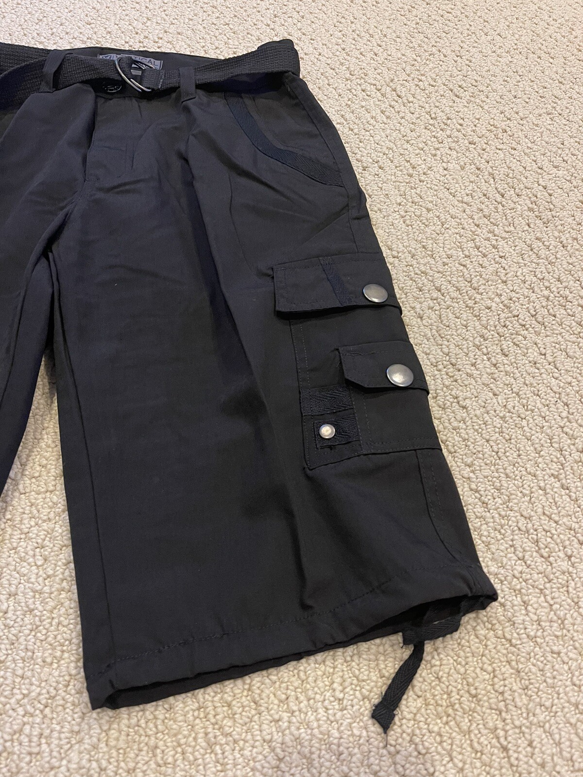 NWT Men’s Vertical Casual Black Belted Cargo Pocket Shorts ALL SIZES