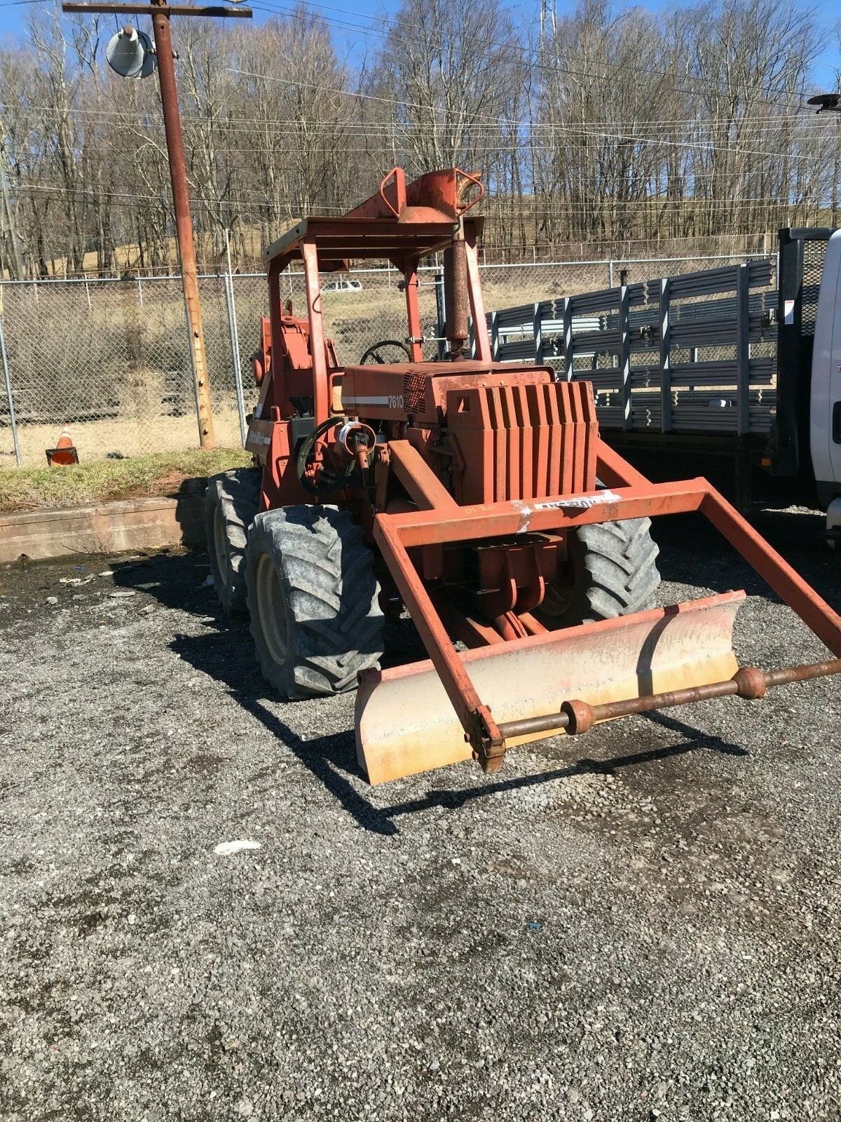 7610 Ditch Witch Cable Plow