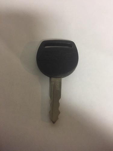 1 A.R.E. ARE A R E Genuine Replacement Truck Cap Camper Topper Key #0001-0017