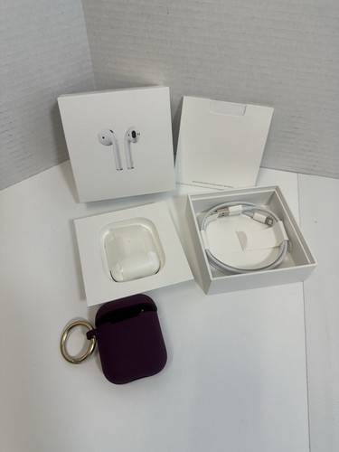 Apple AirPods 2nd Generation A0231 Charging Case And Apple AirPods 2nd Generation A0231 Charging Case And
