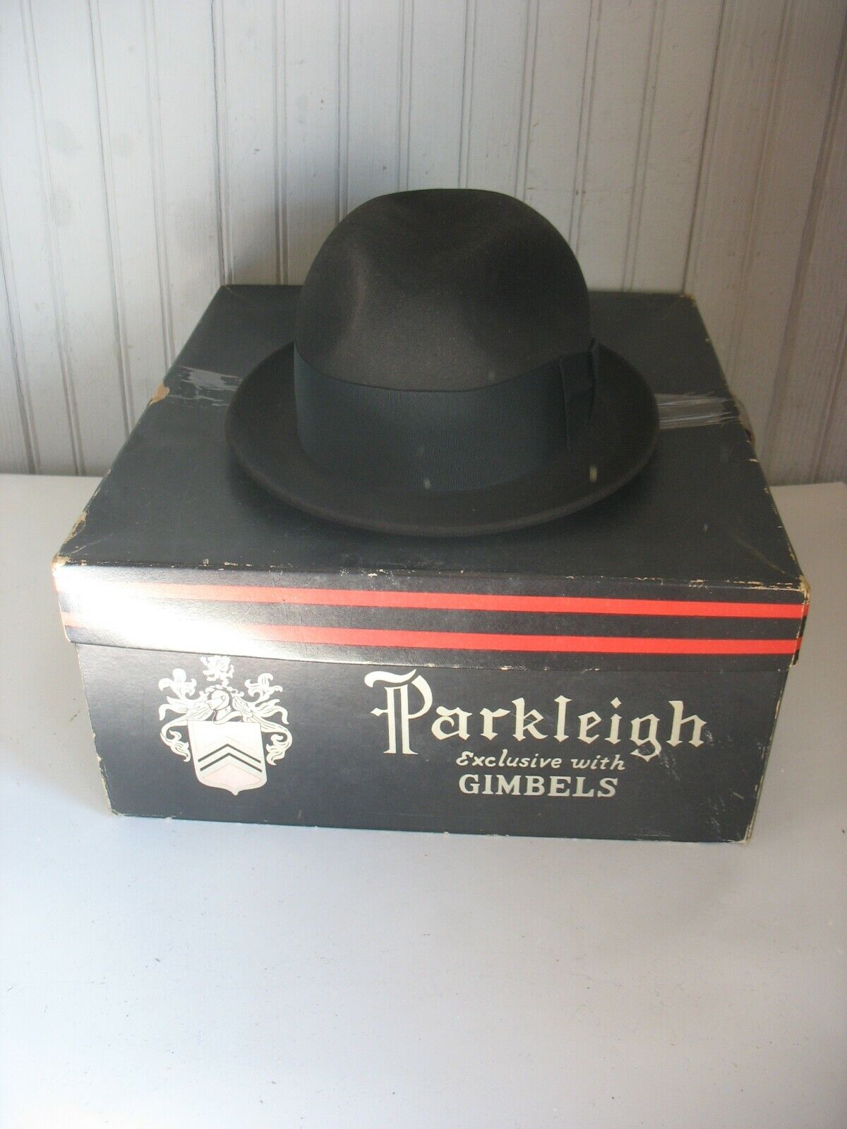 Vintage Parkleigh Fedora Gimbles Black with Feather- Size 6 3/4 & original box | eBay Vintage Parkleigh Fedora Gimbles Black with Feather- Size 6 3/4 & original box | eBay
