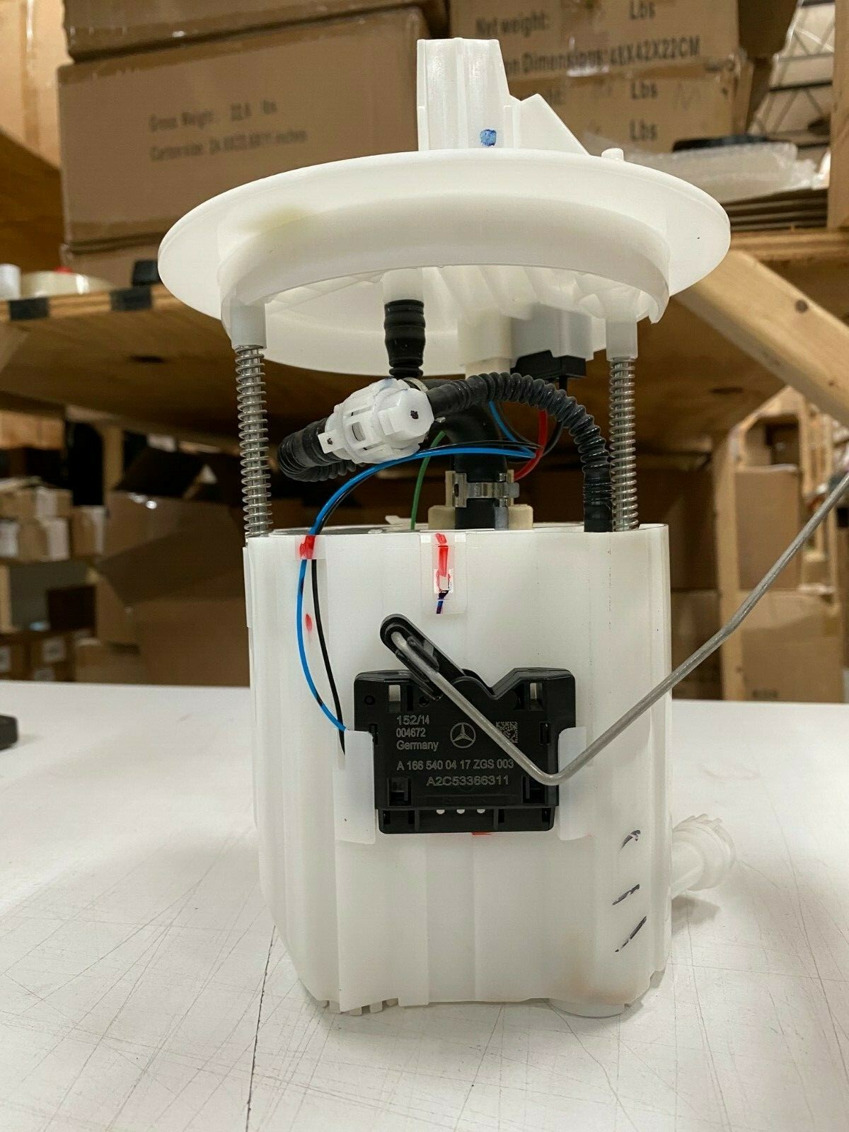 OEM Mercedes Diesel Fuel Pump 1664702594 for 1216 ML250