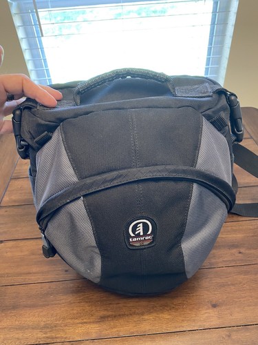 Tamrac velocity 8x outlet