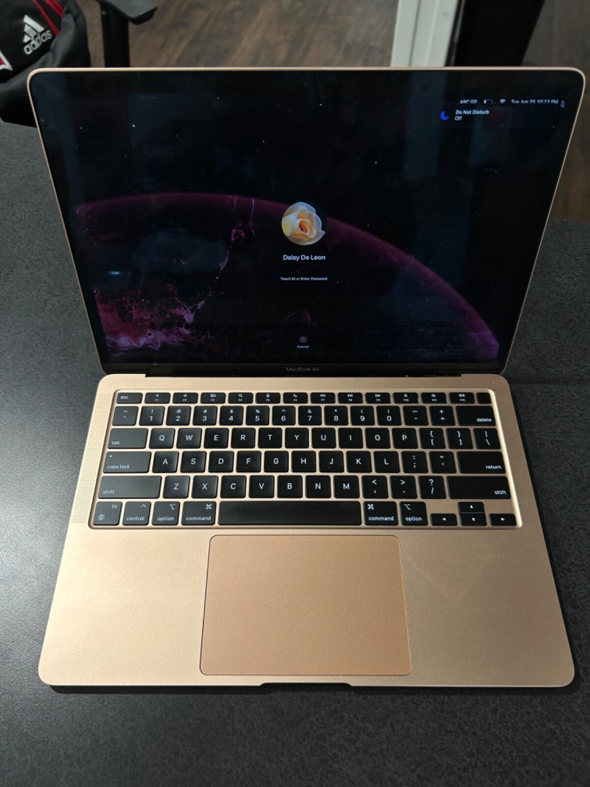 【美品】Apple MacBook M1ゴールド バッテリー95% 美品】MacBook Air M1ゴールド バッテリー最大容量95% M1チップ搭載13