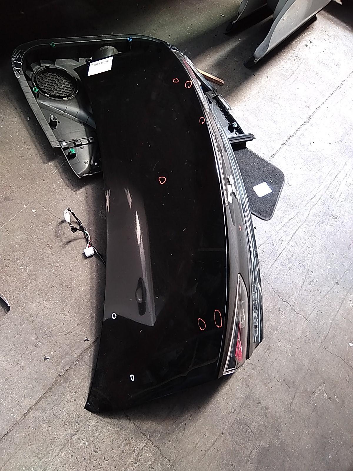 MITSUBISHI LANCER CJ 07/2007-06/2012 BOOTLID NON SPOILER W/ KEY HOLE & MOULD - thumbnail 2