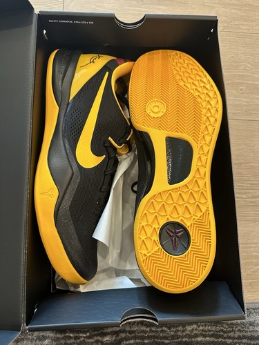 Pre-owned Kobe 8 Usc In Red