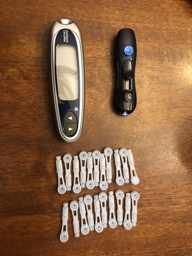 One Touch Ultra Mini Blood Glucose Meter & One Touch Lancing Device Plus Lancets
