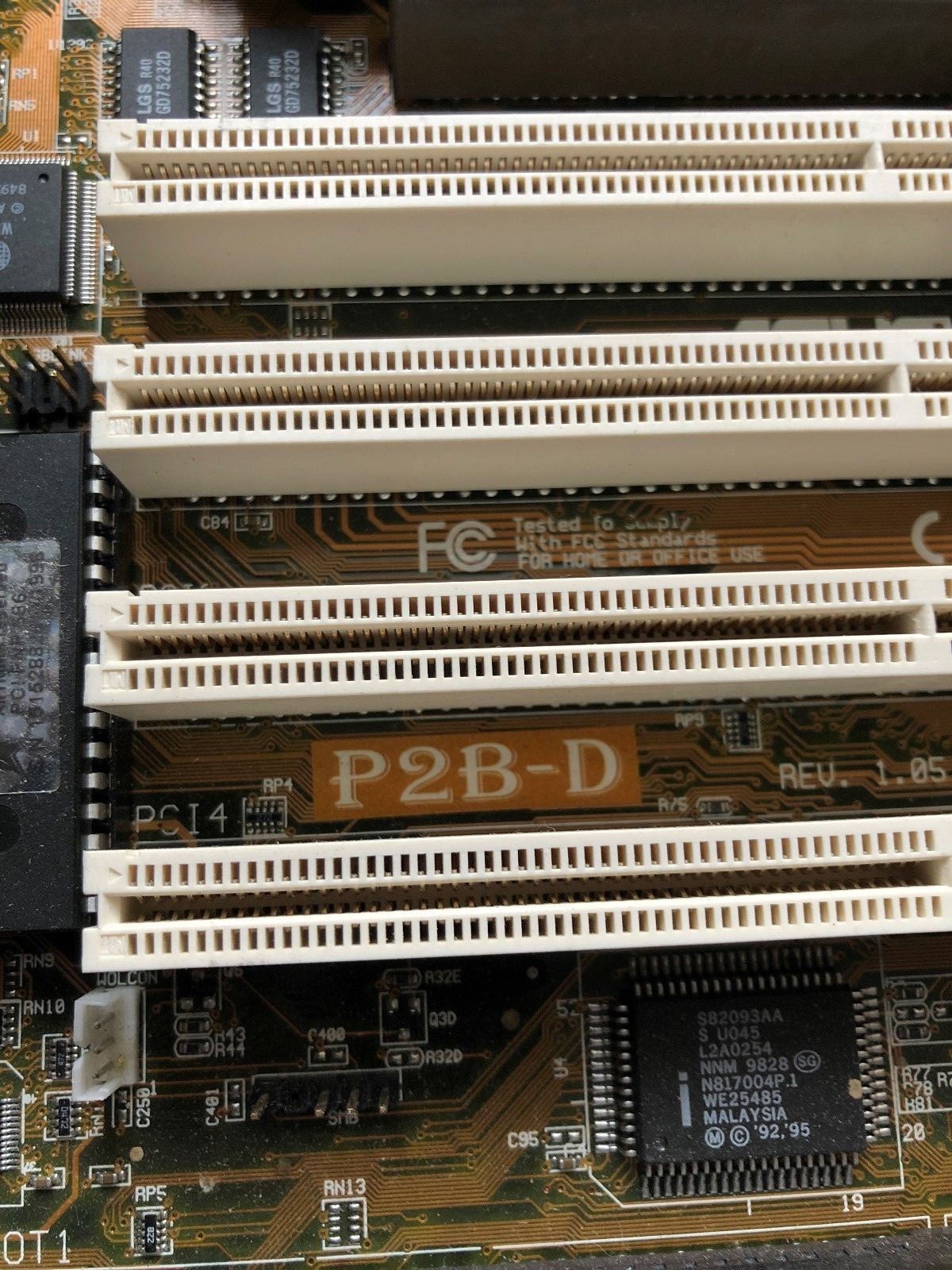 ASUS P2B-D, Slot 1, Intel Motherboard - DUAL Pentium II or III - ISA - PCI - AGP