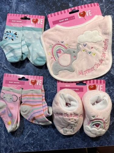 Love in the Air Pink Spanish My First Valentine's Day Bib Socks, & Booties NWT