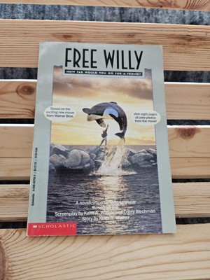 Free Willy by Todd Strasser (1993, Trade Paperback): Pictures from the movie