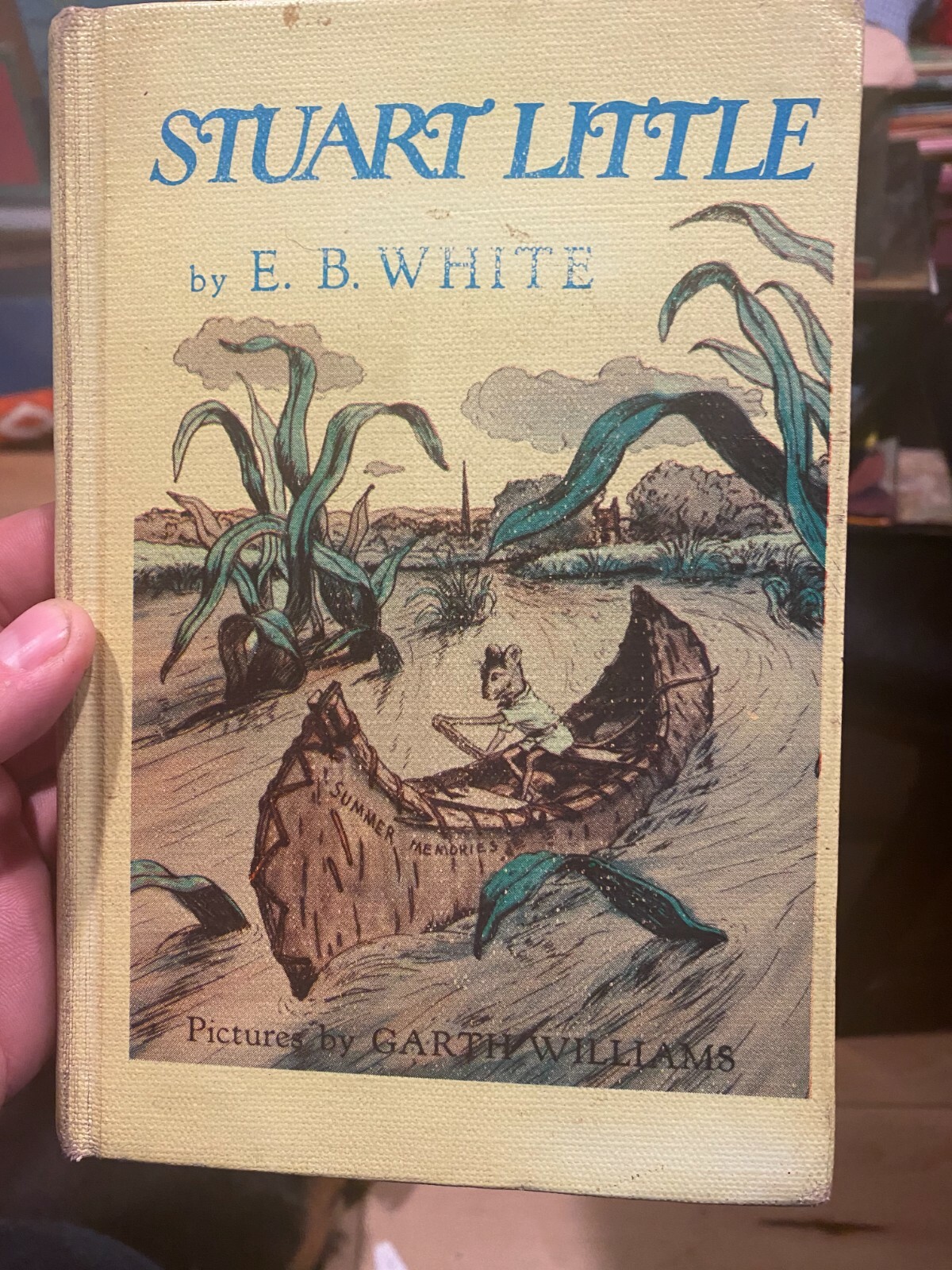 洋書 STUART LITTLE STUART LITTLE by White, E.B | 1945 | Harper & Brothers | Biblio